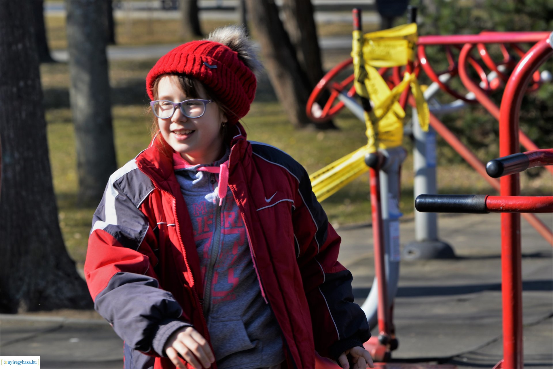 Megtelt Sóstó a tavaszi napsütésben