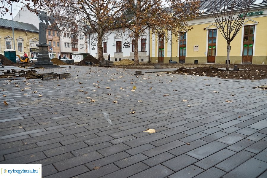 Megújul a Kálvin tér