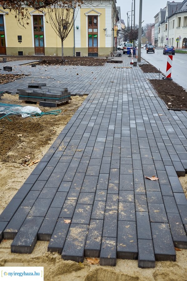 Megújul a Kálvin tér