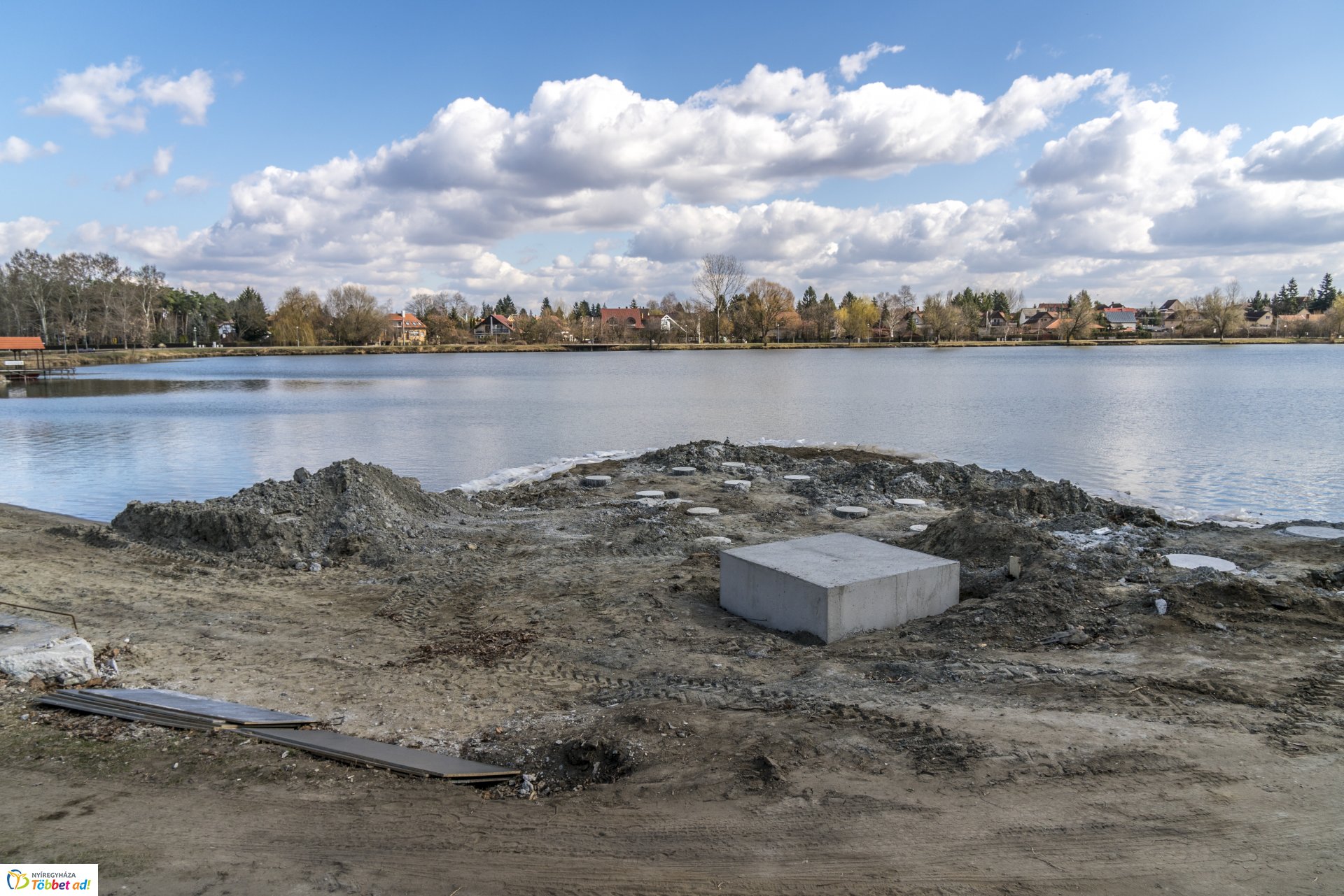 Megújul a Tófürdő