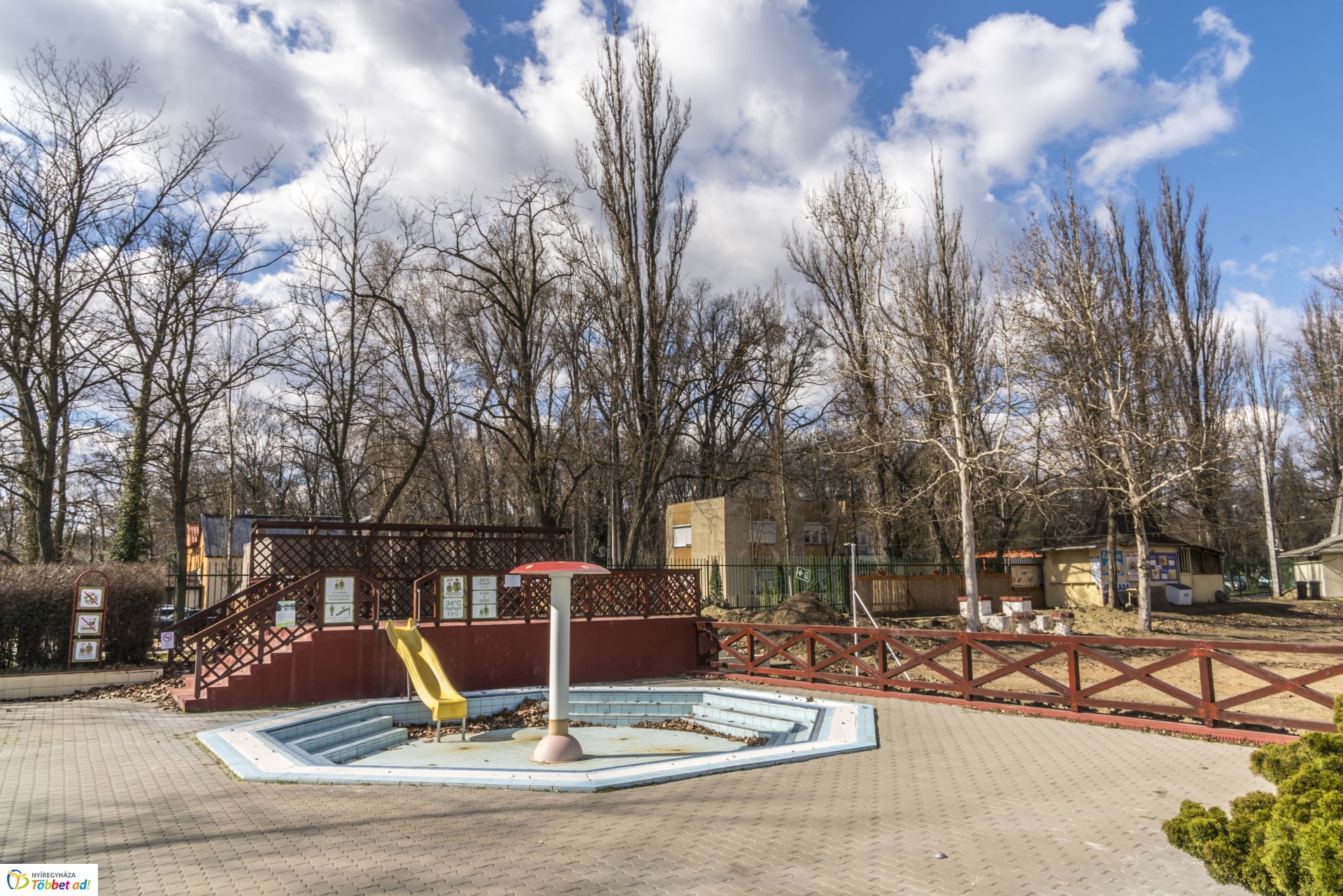 Megújul a Tófürdő