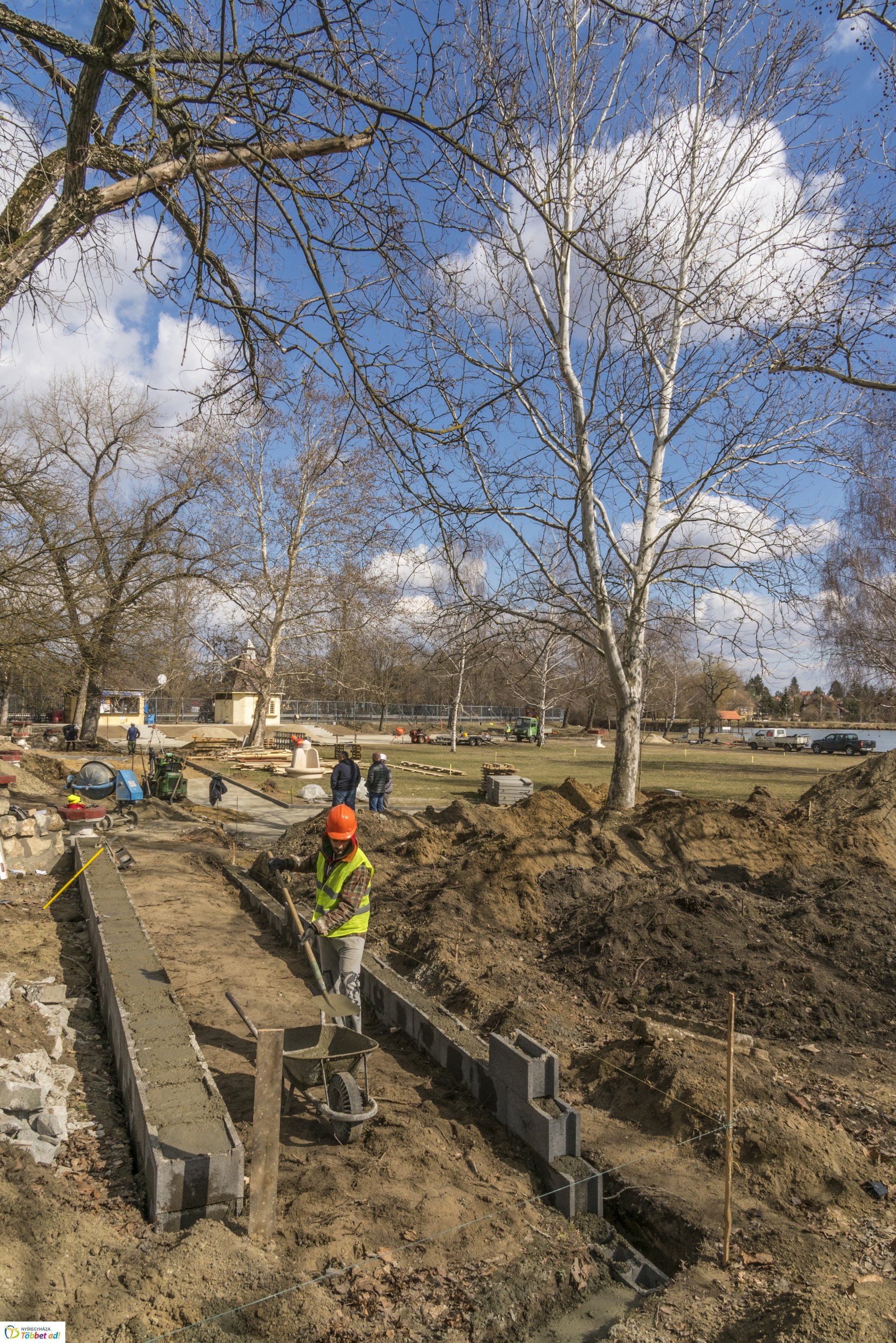 Megújul a Tófürdő