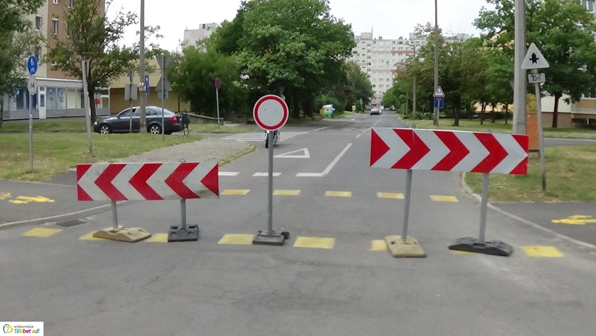 Megújul és körforgalommal bővül a Korányi Frigyes utca