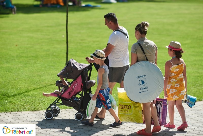 Megújult a Tófürdő