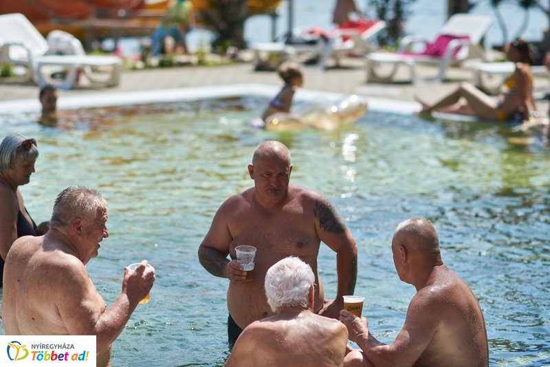 Megújult a Tófürdő
