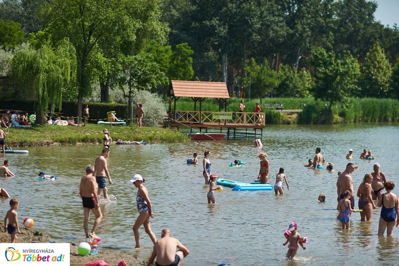 Megújult a Tófürdő