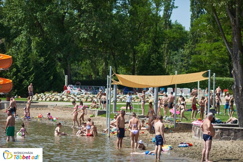 Megújult a Tófürdő