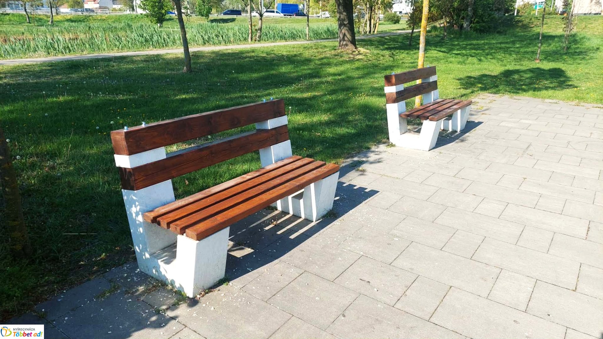 Megújultak a padok Nyíregyháza több frekventált pontján