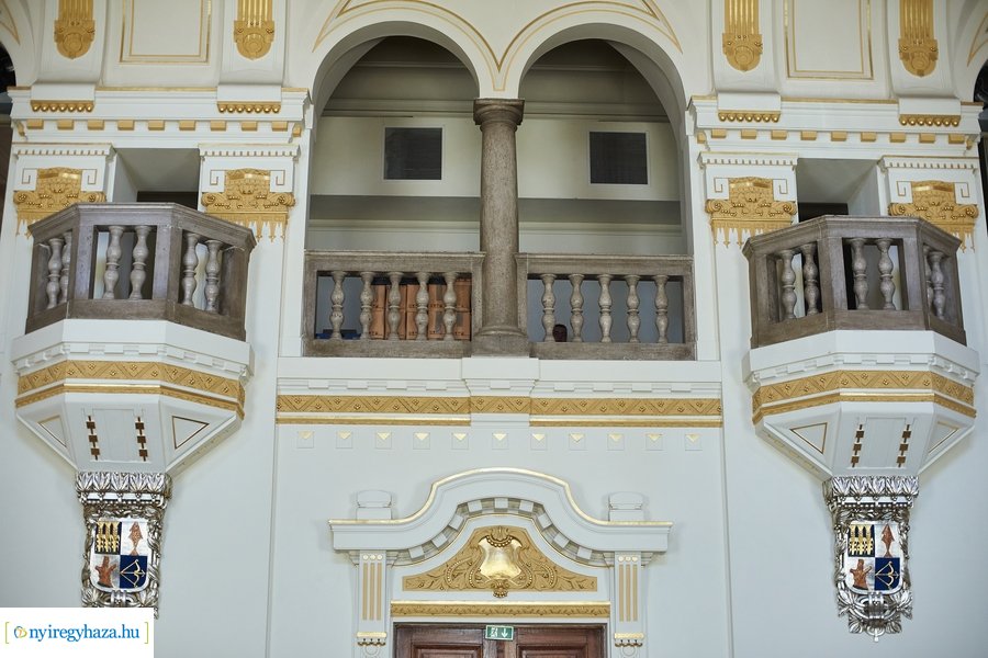 Megyeháza tetőszerkezetének ünnepélyes átadása