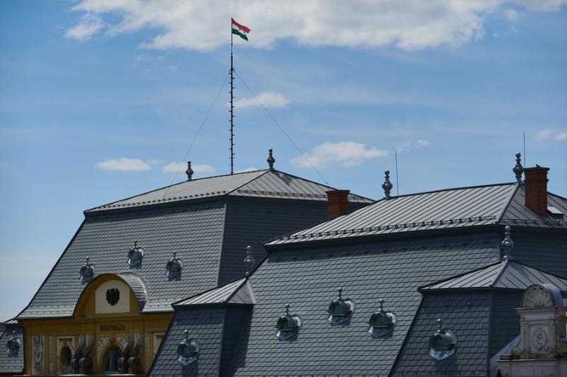 Megyeháza tetőszerkezetének ünnepélyes átadása