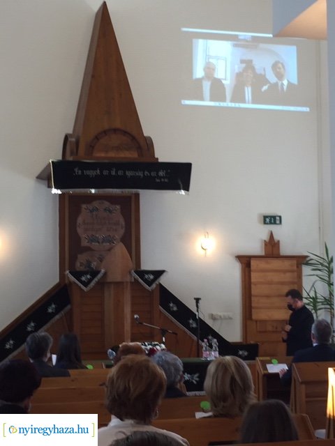 Méltóképpen emlékeztek a Nemzeti Összetartozás Napján a Sóstói Református Egyházközségben