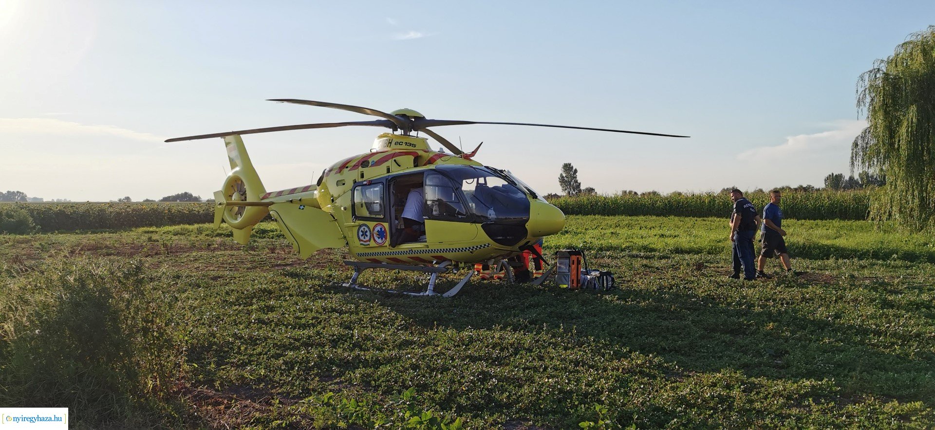 Mentőhelikopter Demecserben