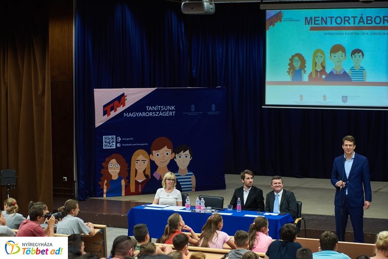 Mentortábor az egyetemen