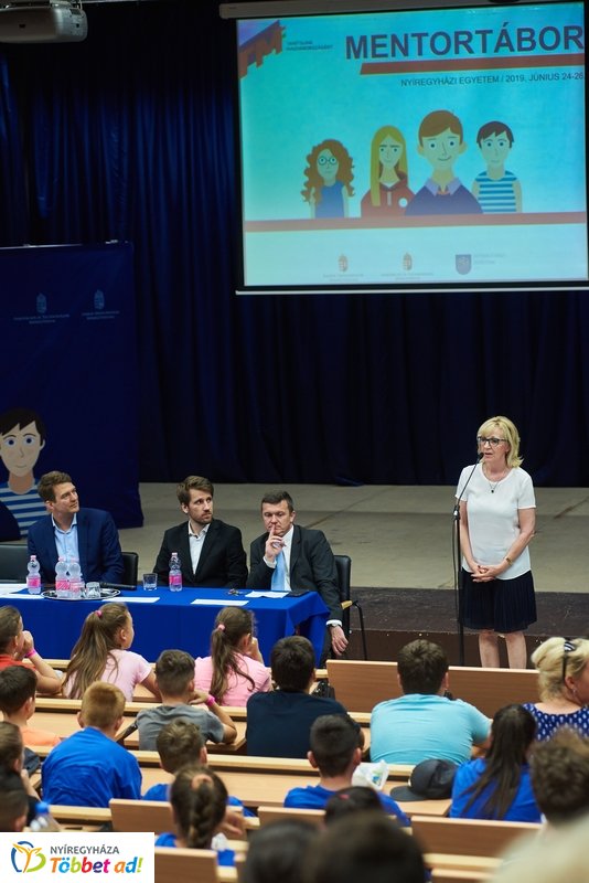 Mentortábor az egyetemen