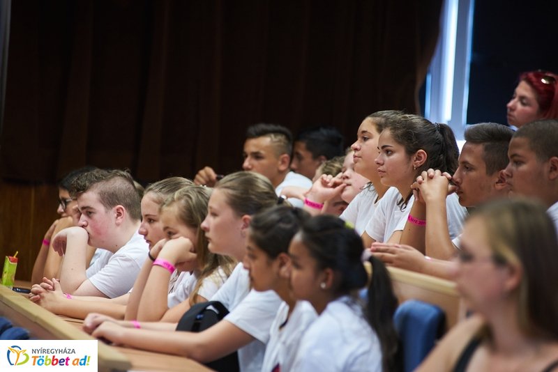 Mentortábor az egyetemen