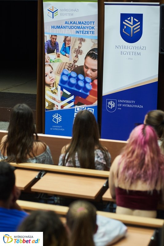 Mentortábor az egyetemen