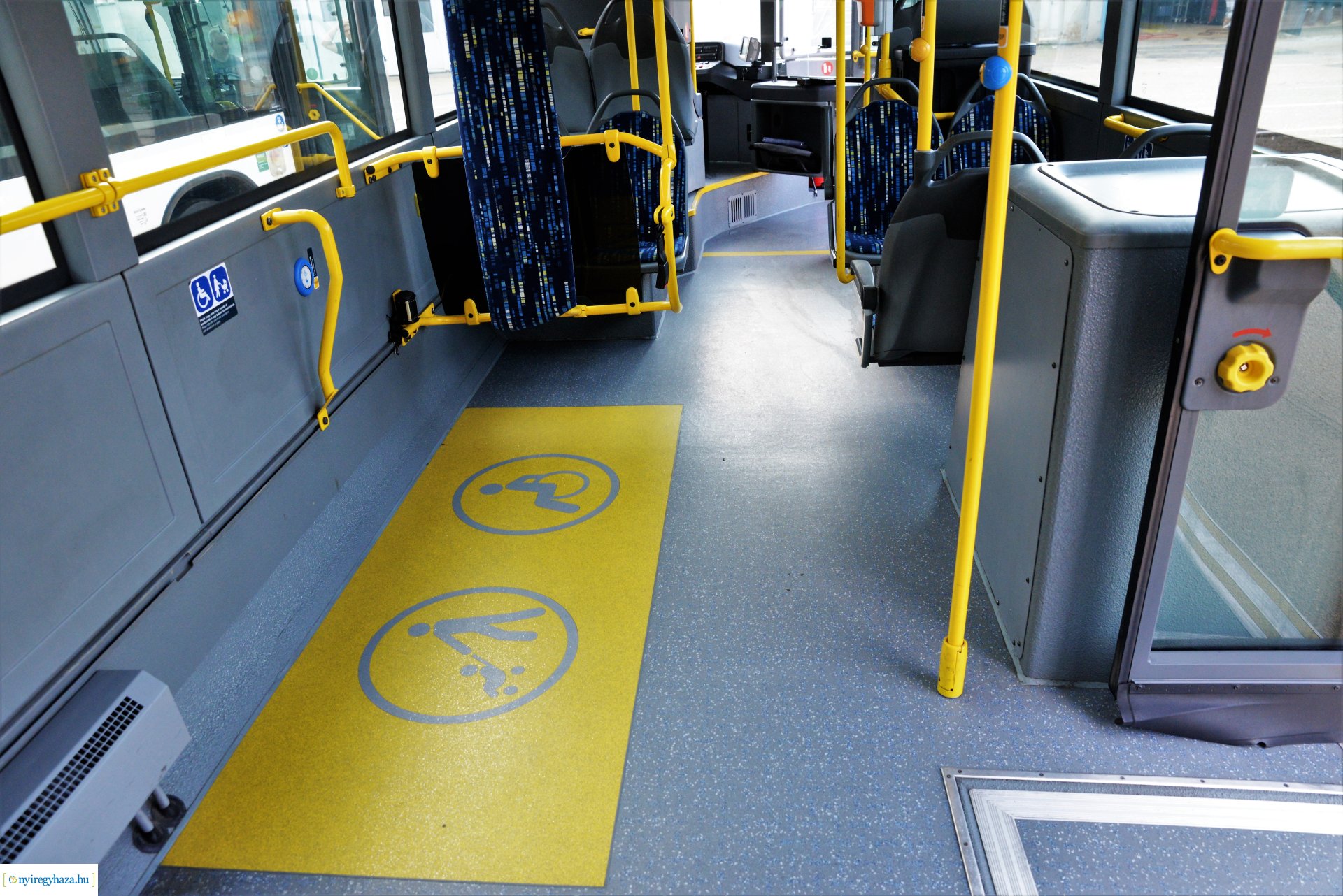 Mercedes buszokat kapott a város