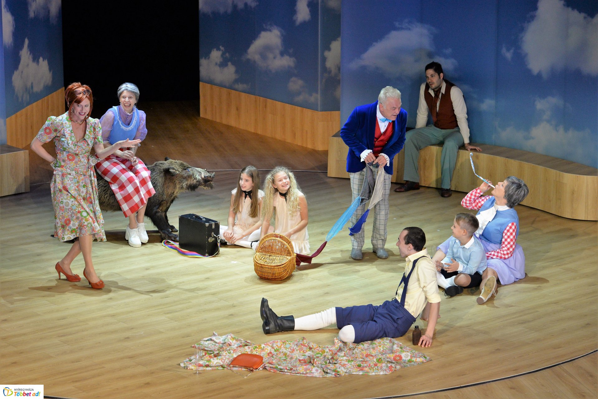 Mesél a bécsi erdő - bemutató a Móricz Zsigmond Színház Nagyszínpadán