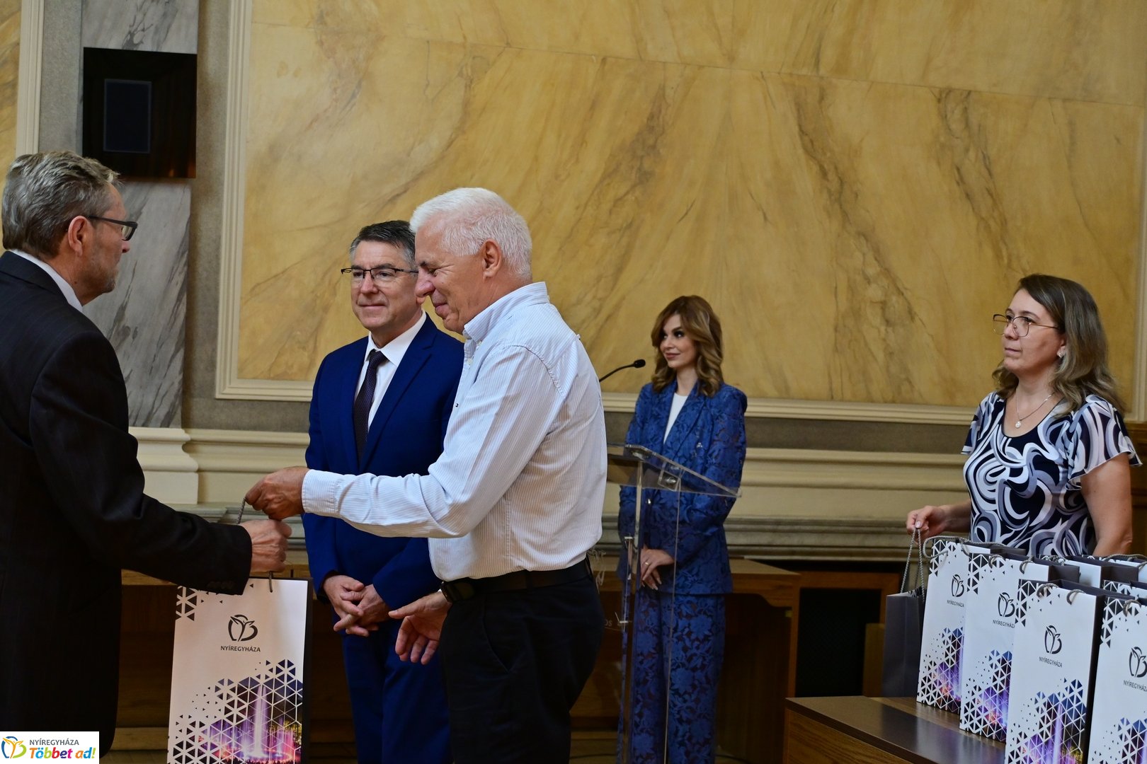 Meséld el nekem kötetátadó - 2026