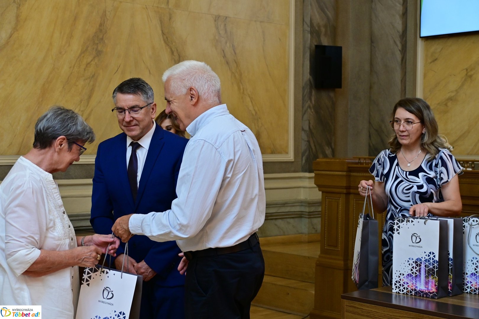 Meséld el nekem kötetátadó - 2026