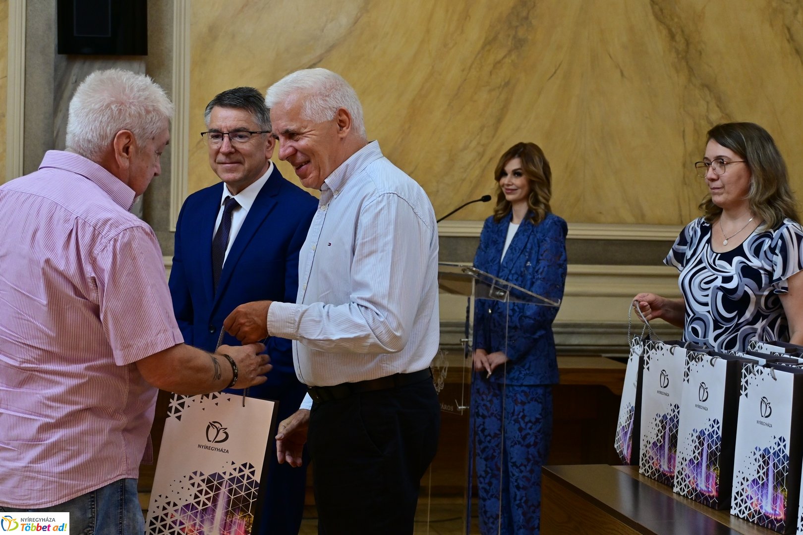 Meséld el nekem kötetátadó - 2026