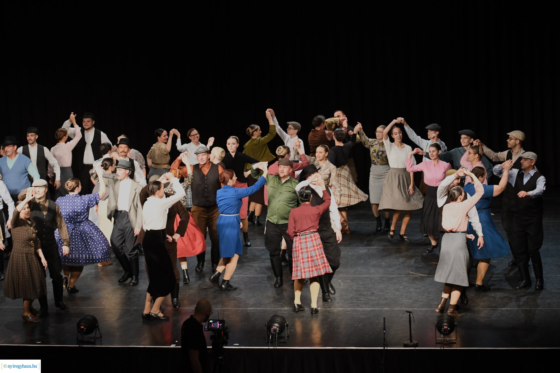 Meséld tovább! - az Igrice Néptáncegyüttes gálaműsora