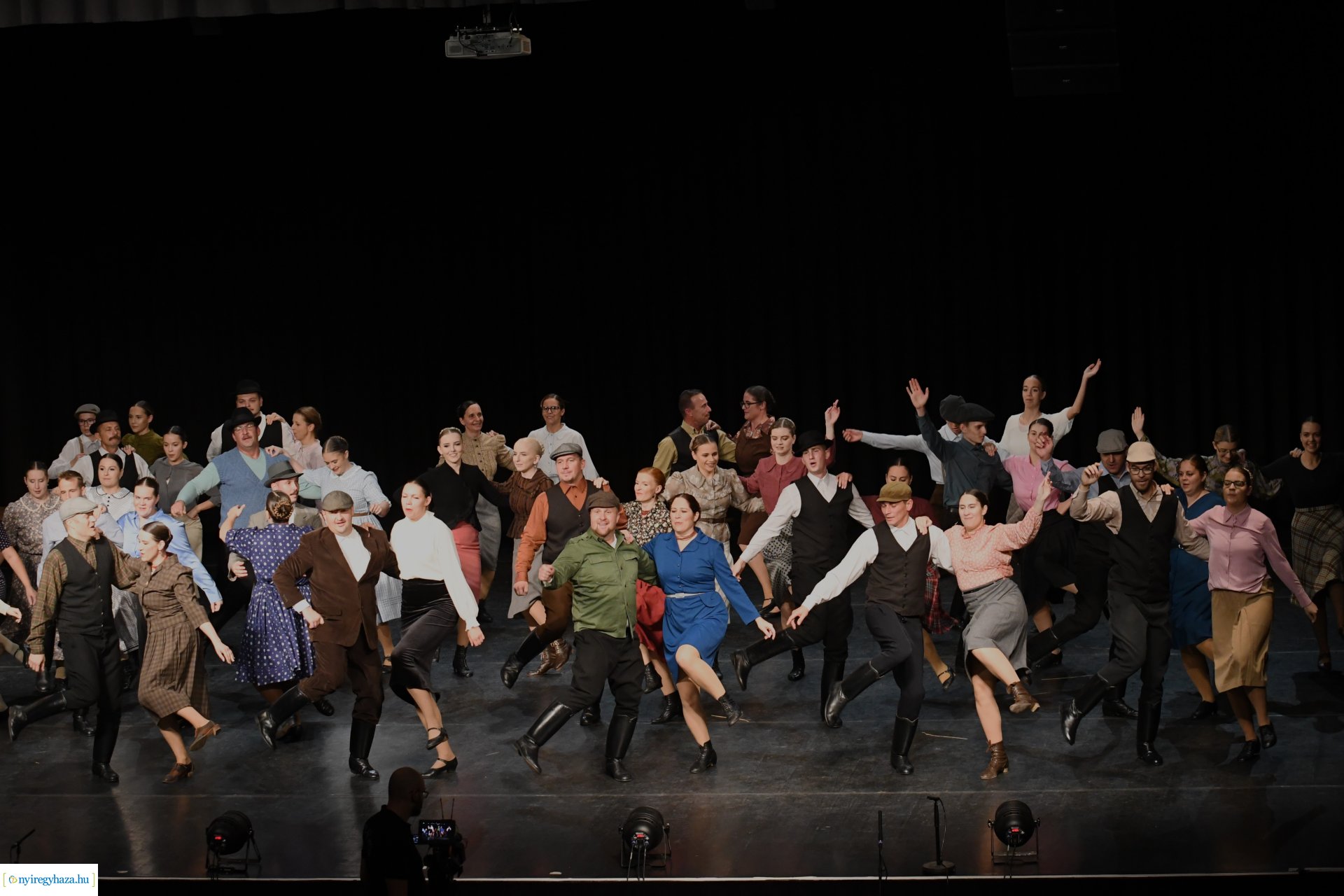 Meséld tovább! - az Igrice Néptáncegyüttes gálaműsora