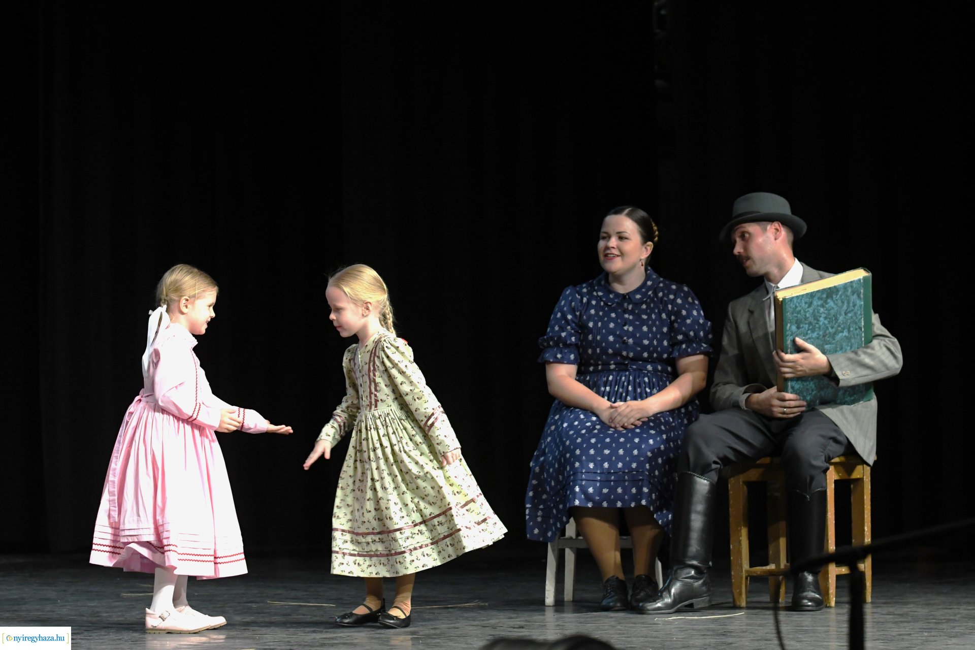 Meséld tovább! - az Igrice Néptáncegyüttes gálaműsora