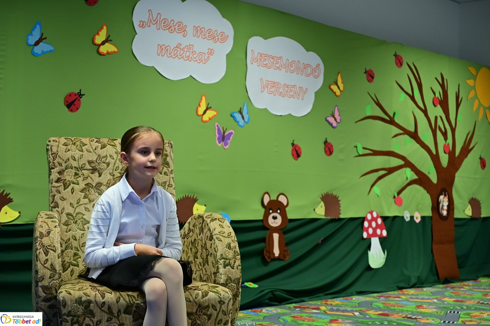 Mesemondó verseny a kulturális központban 2025