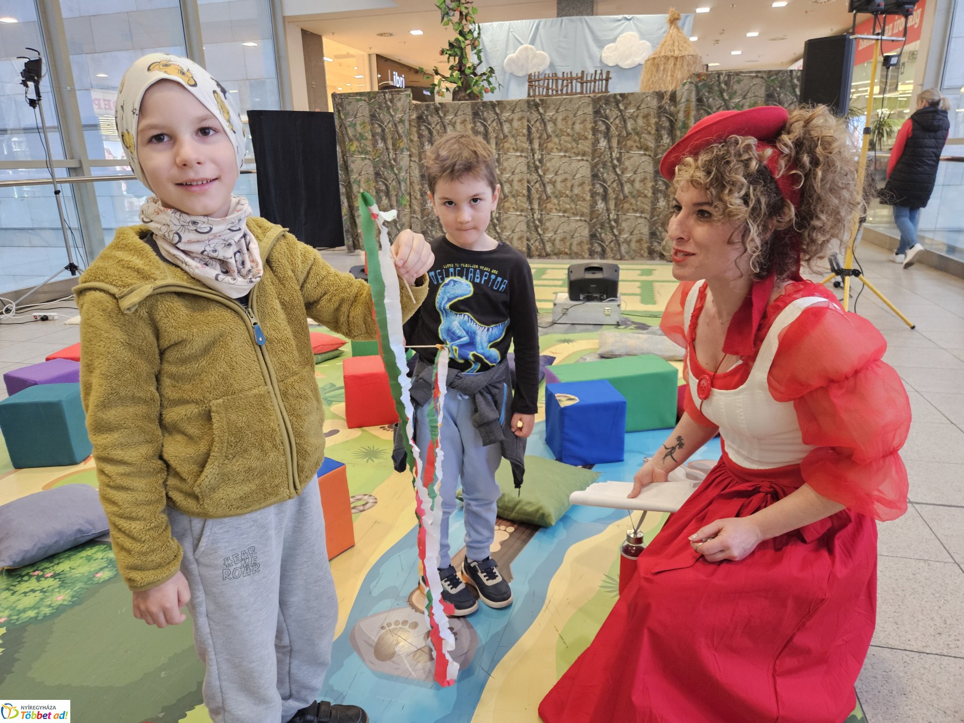 Mesevilág, vidámság és kézműveskedés várta a gyerekeket a Burattinóval