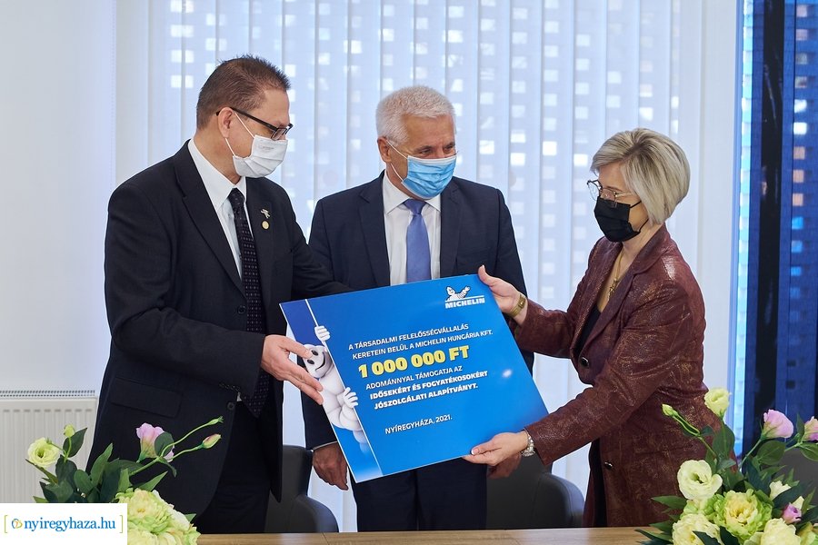 Michelin adomány a Nappali Ellátó Központnak