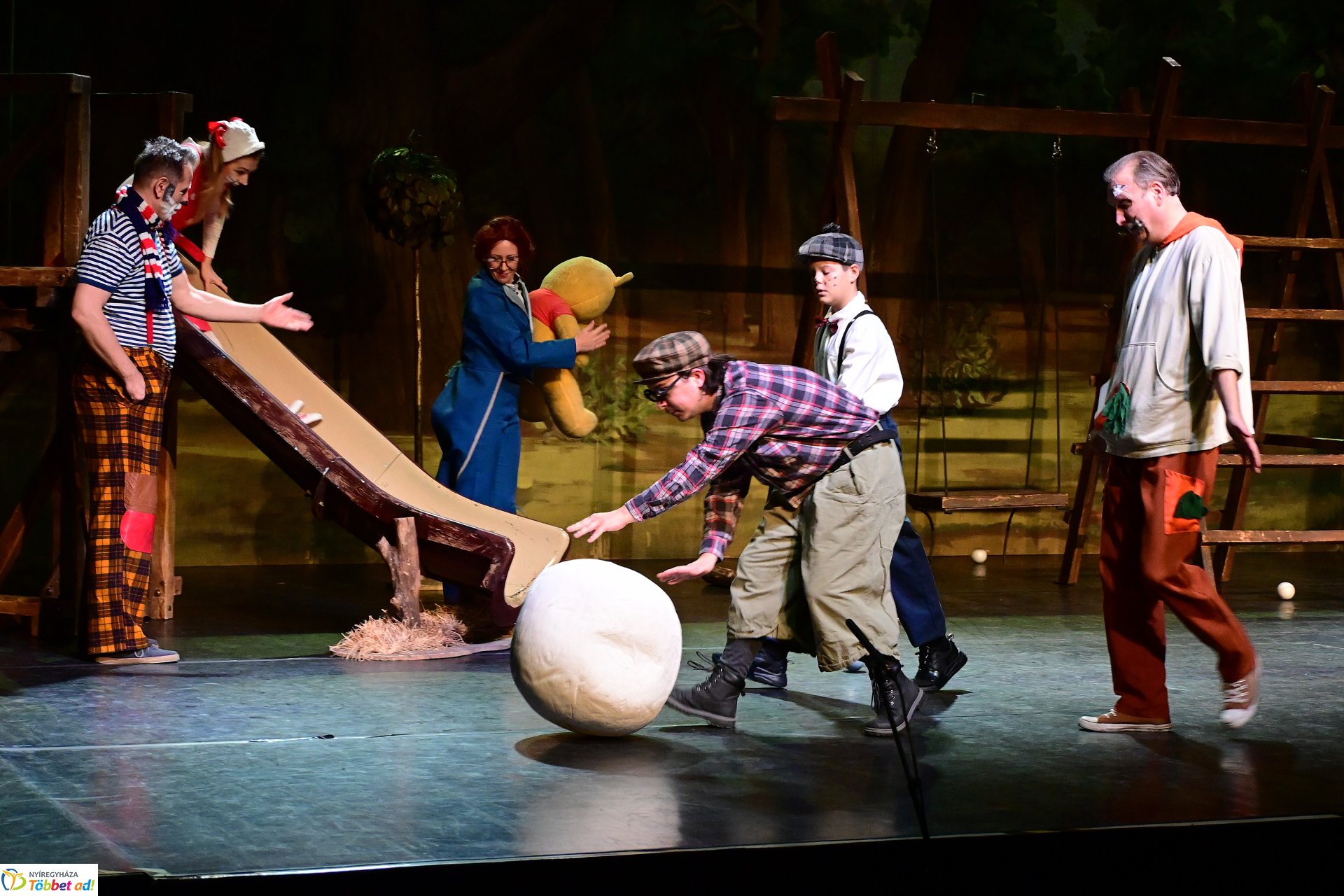 Micimackó előadást láthattak  a gyerekek a Most Élsz Egyesület szervezésében