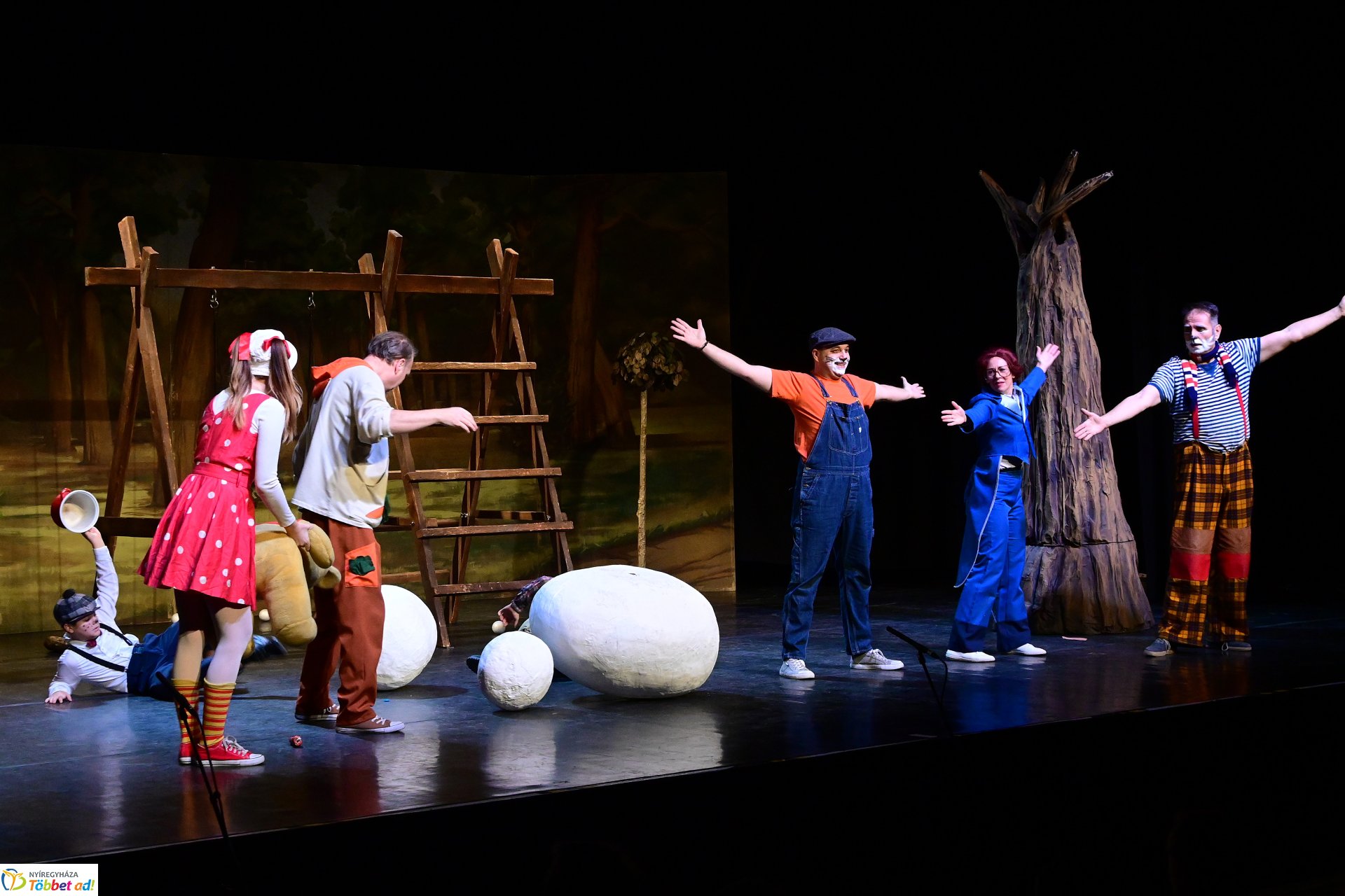 Micimackó előadást láthattak  a gyerekek a Most Élsz Egyesület szervezésében