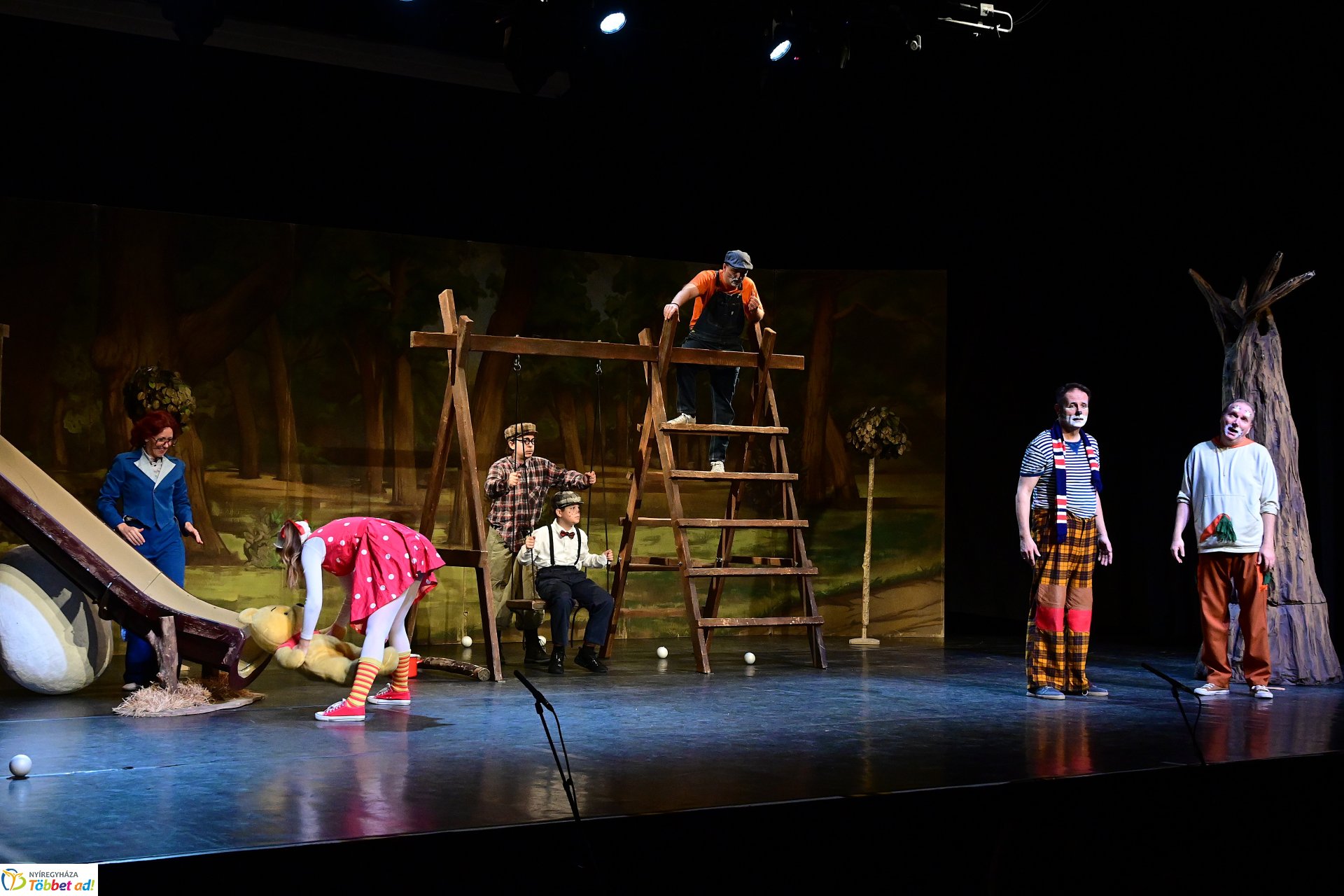 Micimackó előadást láthattak  a gyerekek a Most Élsz Egyesület szervezésében