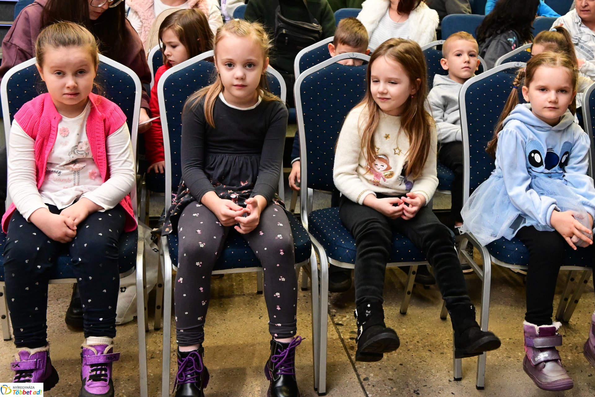 Micimackó előadást láthattak  a gyerekek a Most Élsz Egyesület szervezésében