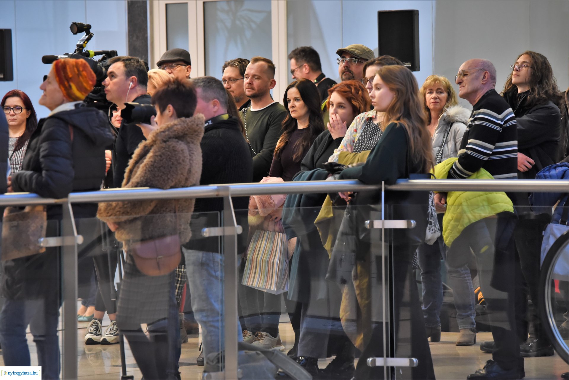 Mihálka György kiállításának megnyitója a Korzóban