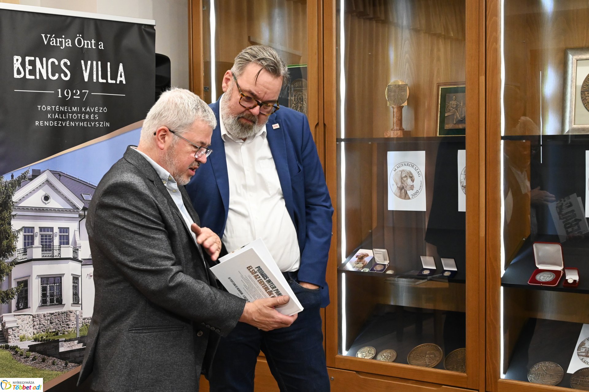 Mikrokozmosz - Pogány Gábor Benő kiállításának megnyitója a Bencs Villában