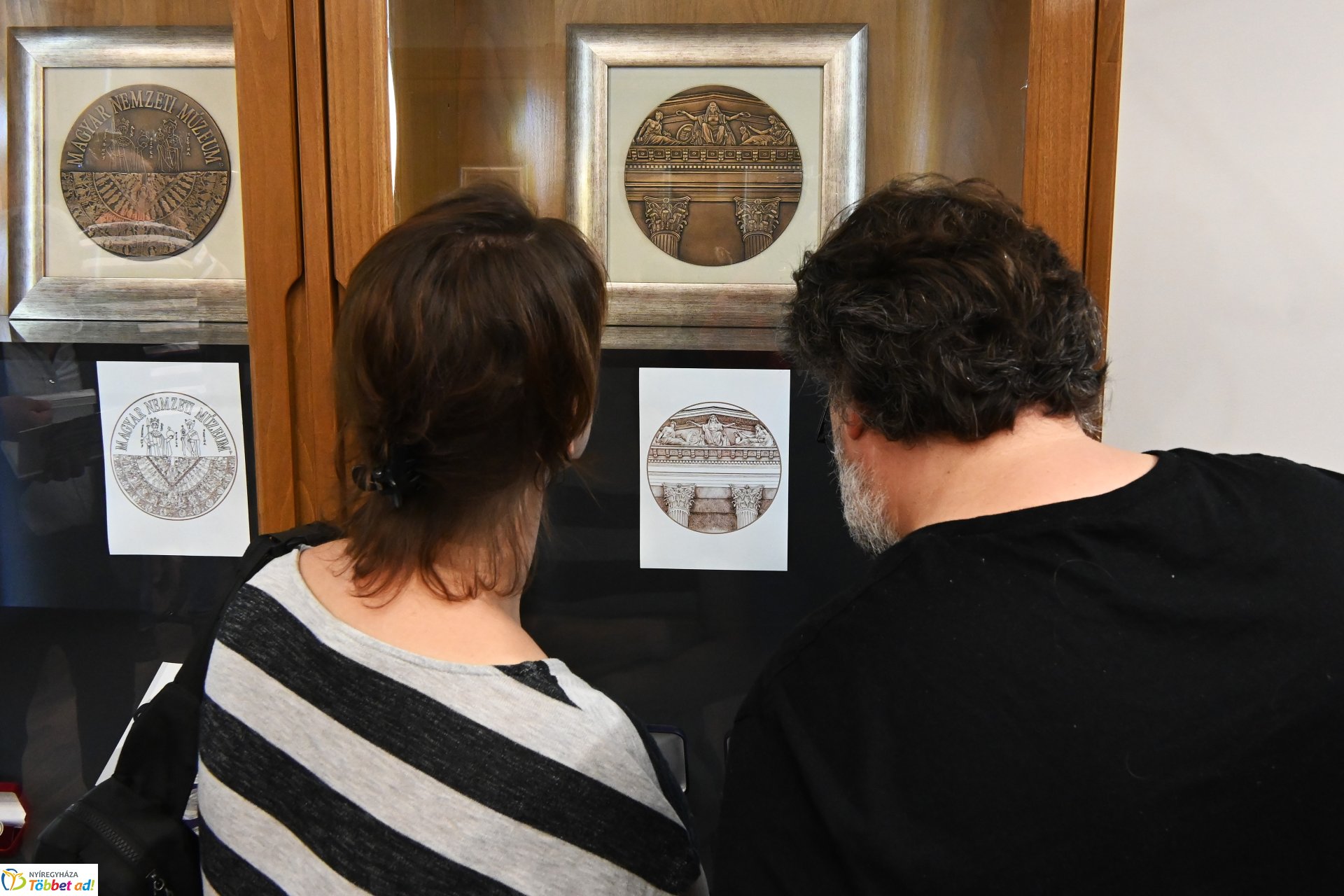 Mikrokozmosz - Pogány Gábor Benő kiállításának megnyitója a Bencs Villában