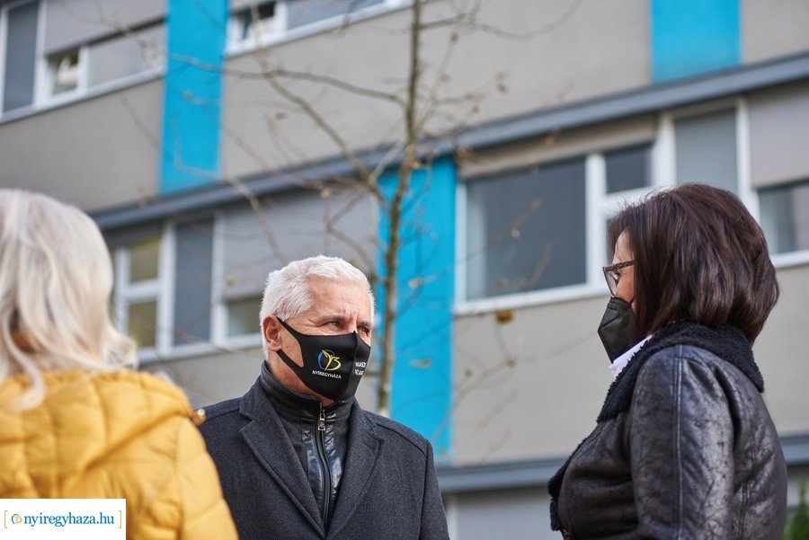 Mikulás a Jósa András Kórházban 2020