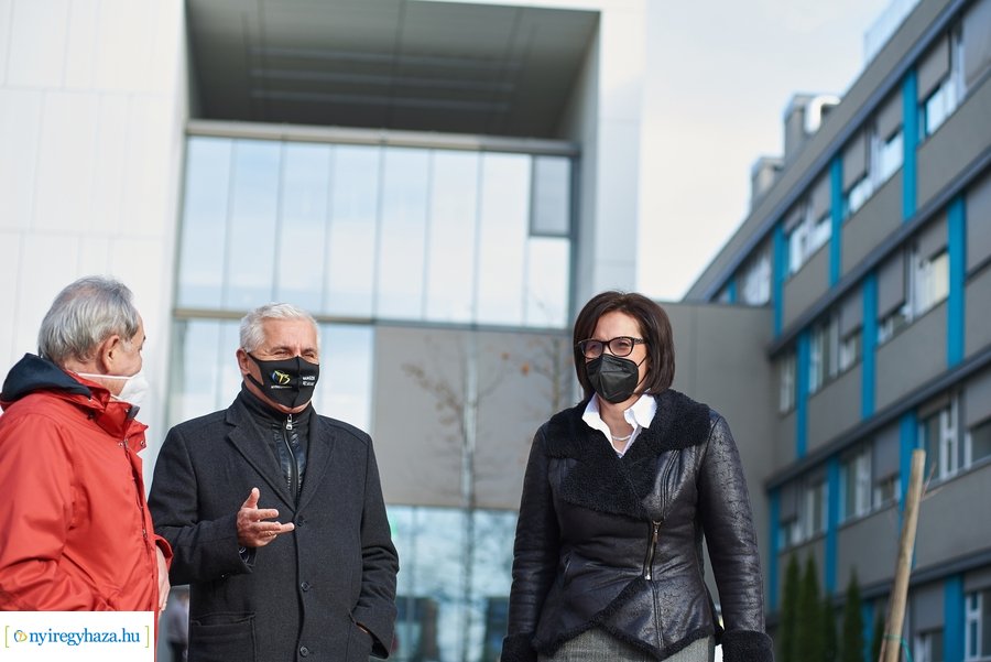 Mikulás a Jósa András Kórházban 2020