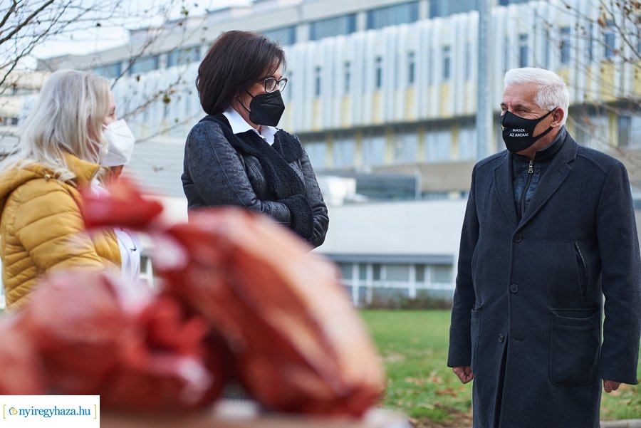 Mikulás a Jósa András Kórházban 2020