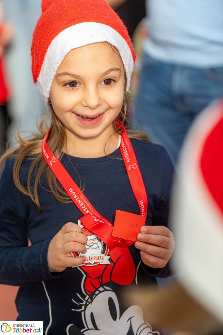 Mikulás Futás 2025