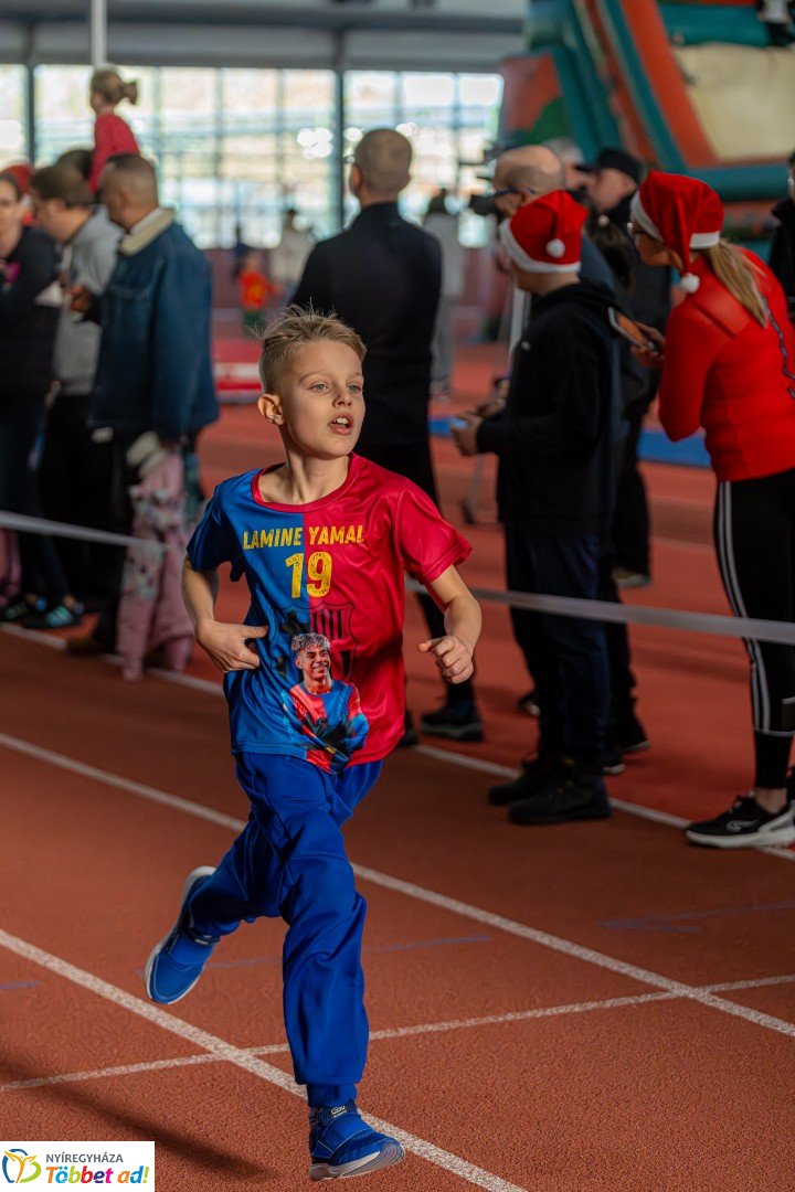 Mikulás Futás 2025