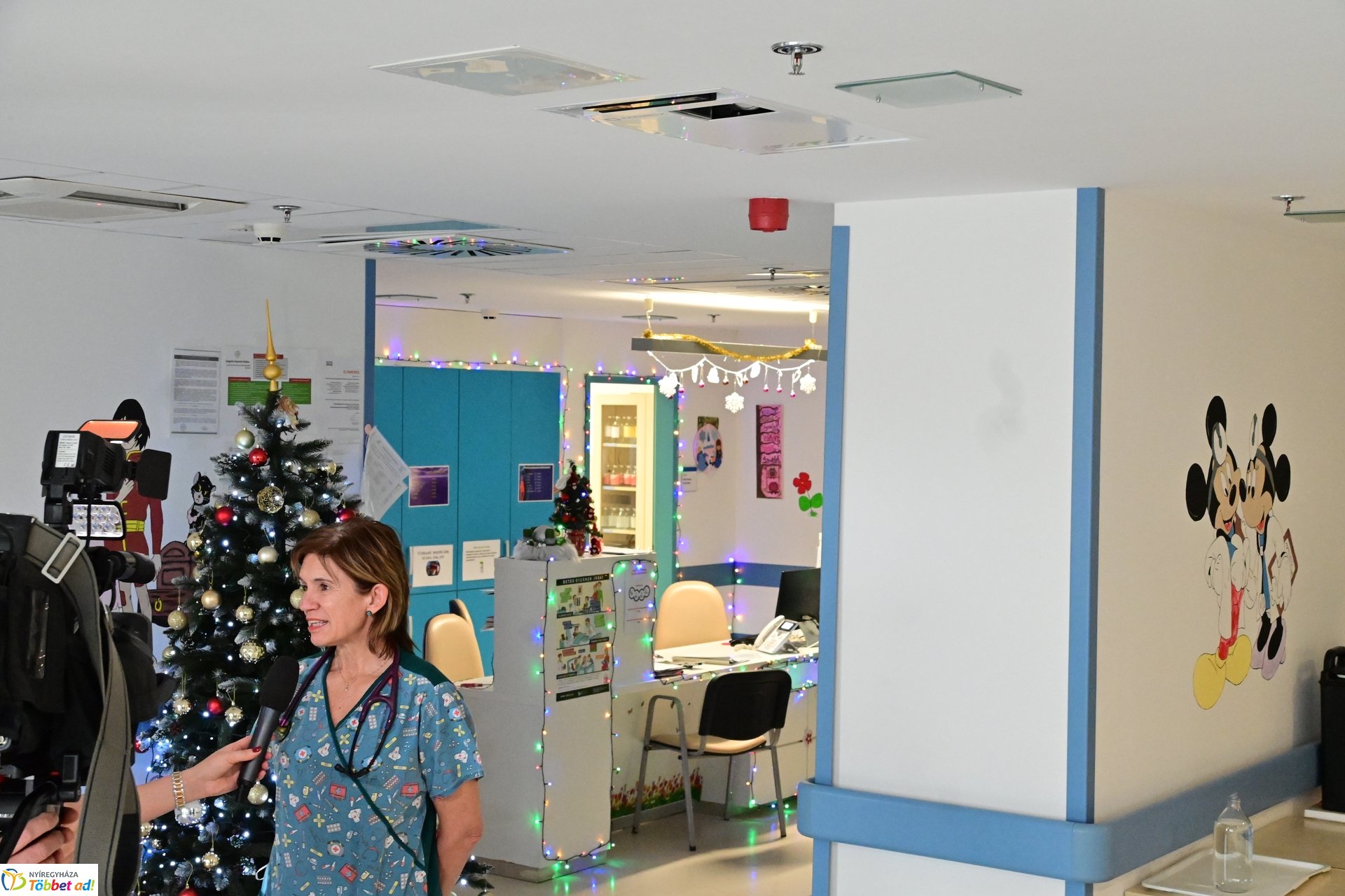 Mikulás látogatása a gyerekosztályon 2024