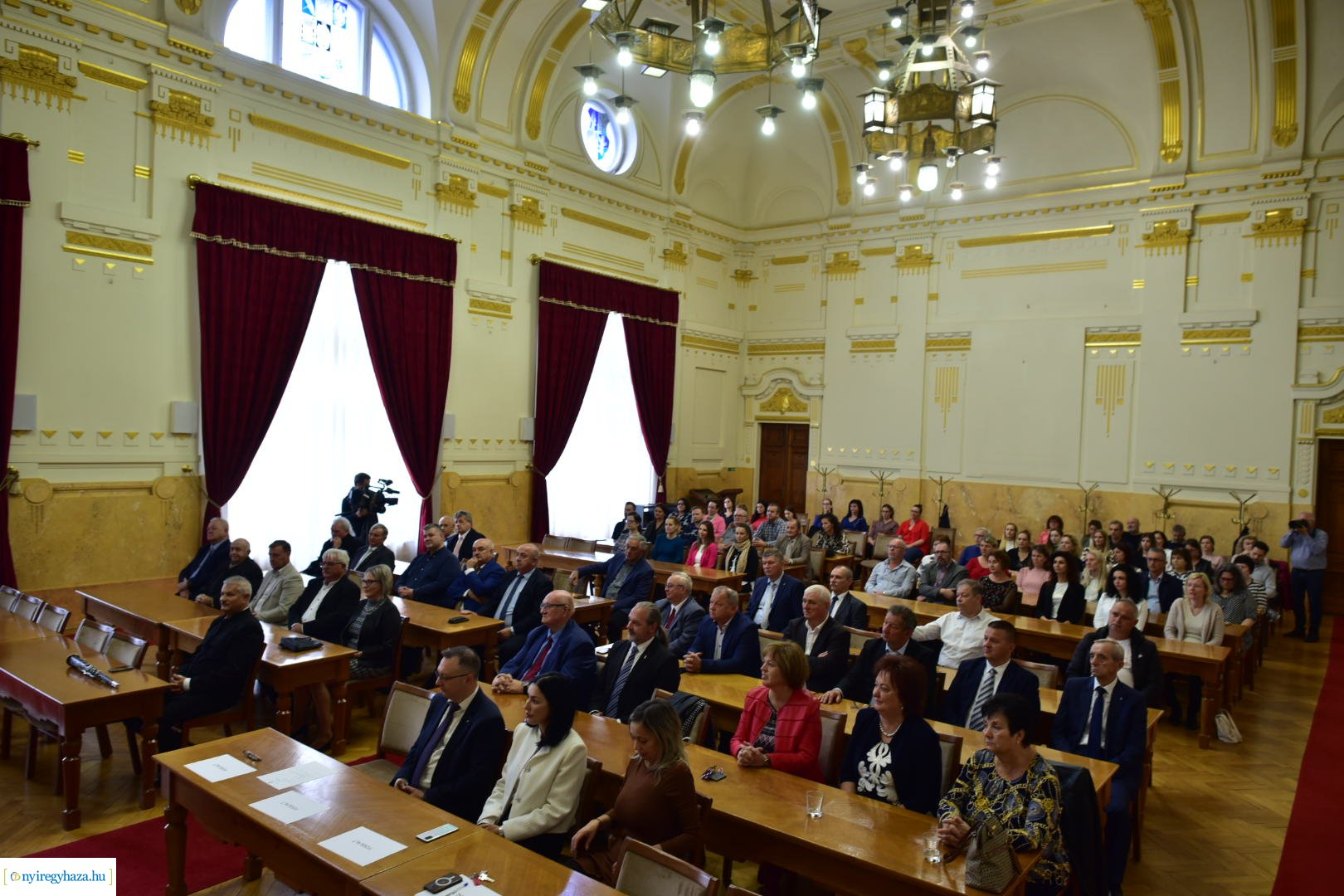 Miniszteri köszönő levelek átadása