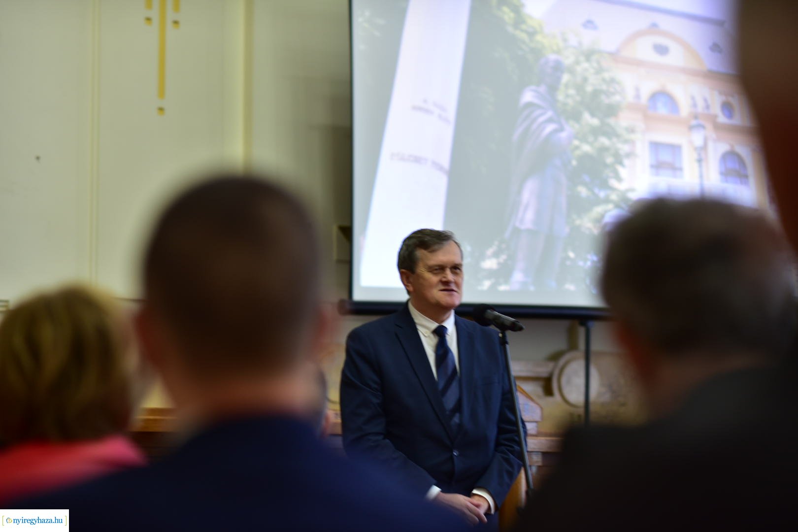 Miniszteri köszönő levelek átadása