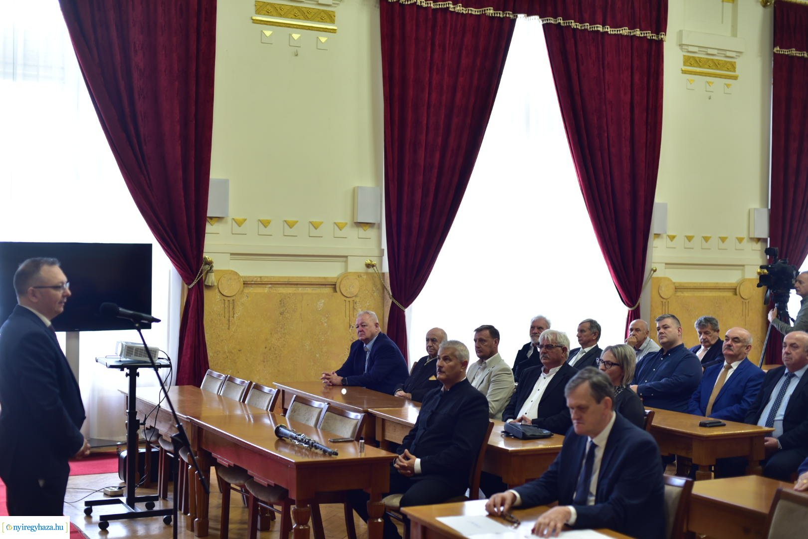 Miniszteri köszönő levelek átadása