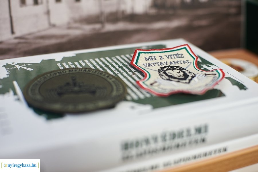 Miniszteri látogatás a honvéd kollégiumban