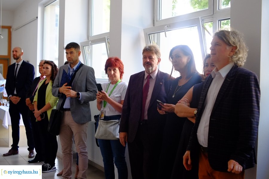 Mitroi Tímea kiállítása a Pál Gyula teremben