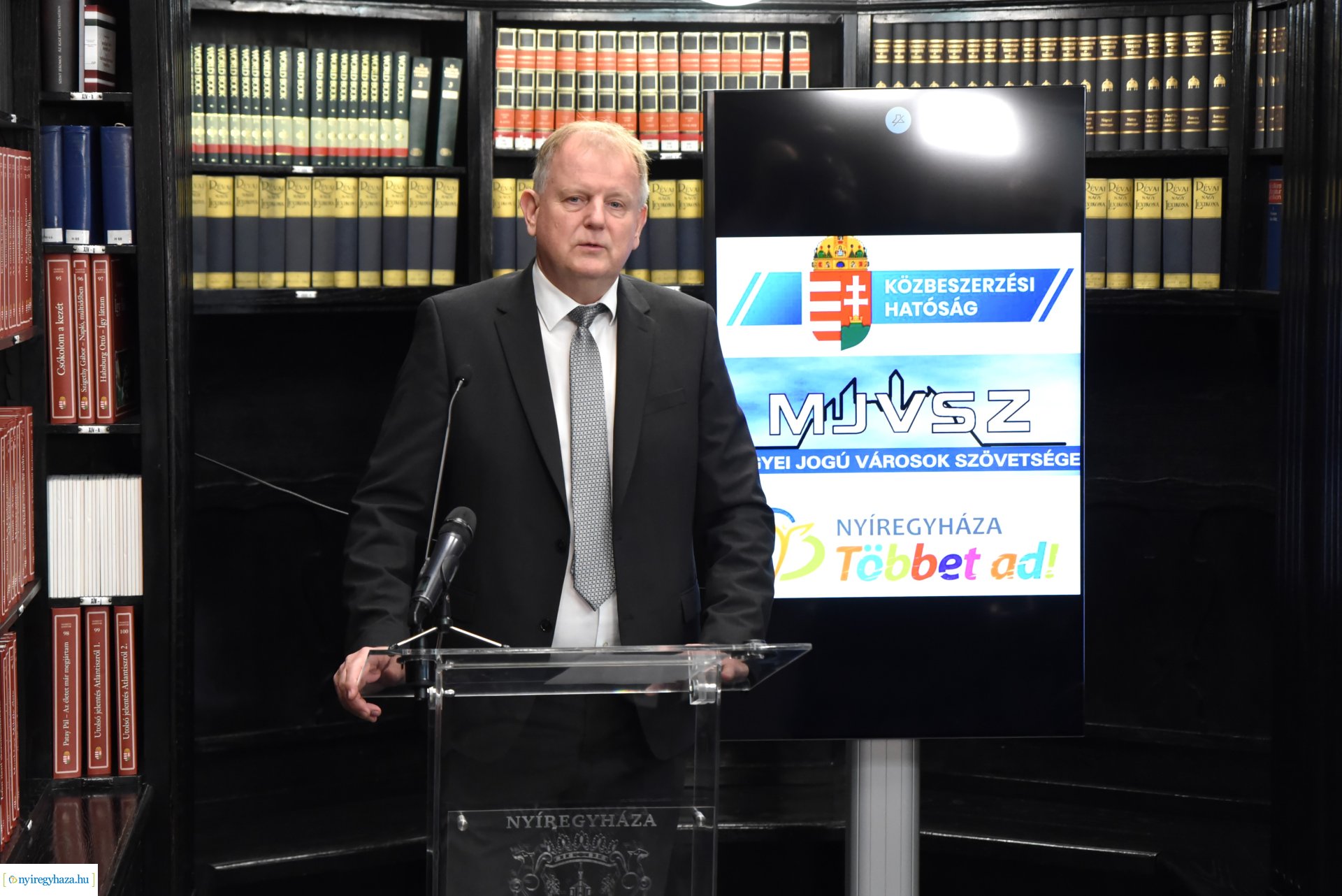 MJVSZ szakmai tanácskozás sajtótájékoztató